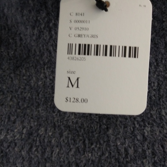 Set - Picture 2 of 4